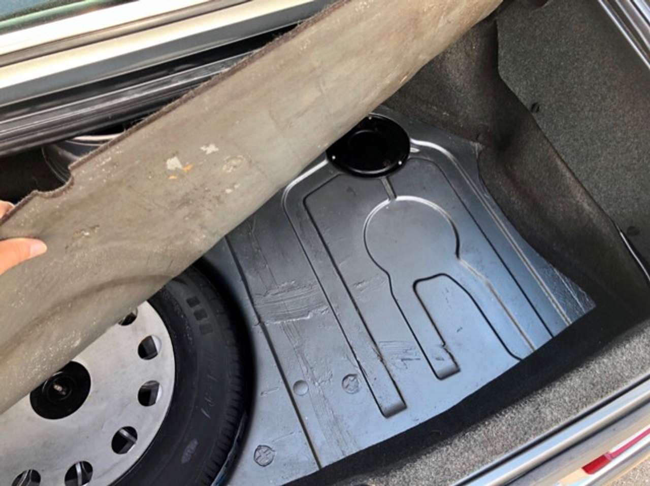 BMW 635 CSi E24 - Image 10