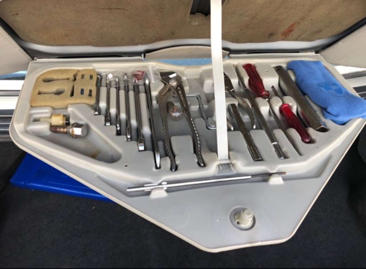 BMW 635 CSi E24 - Image 9