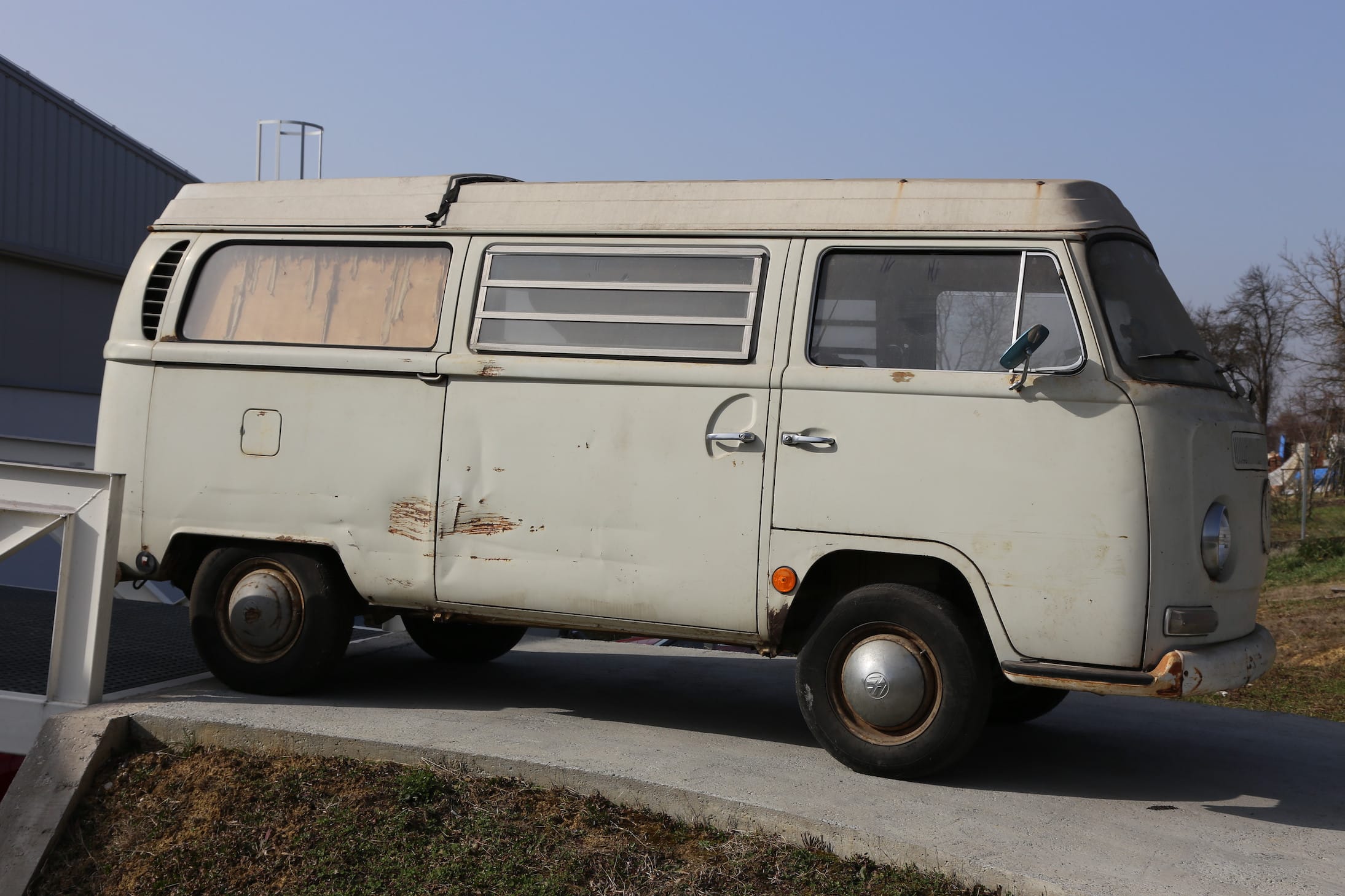 VW T2a Westfalia Woodstock – Bild 7