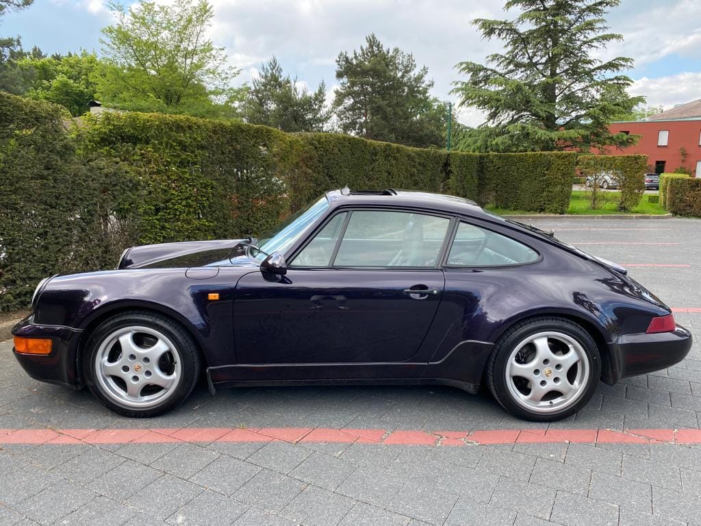パピページ Porsche 911 / 964 Carrera 4 