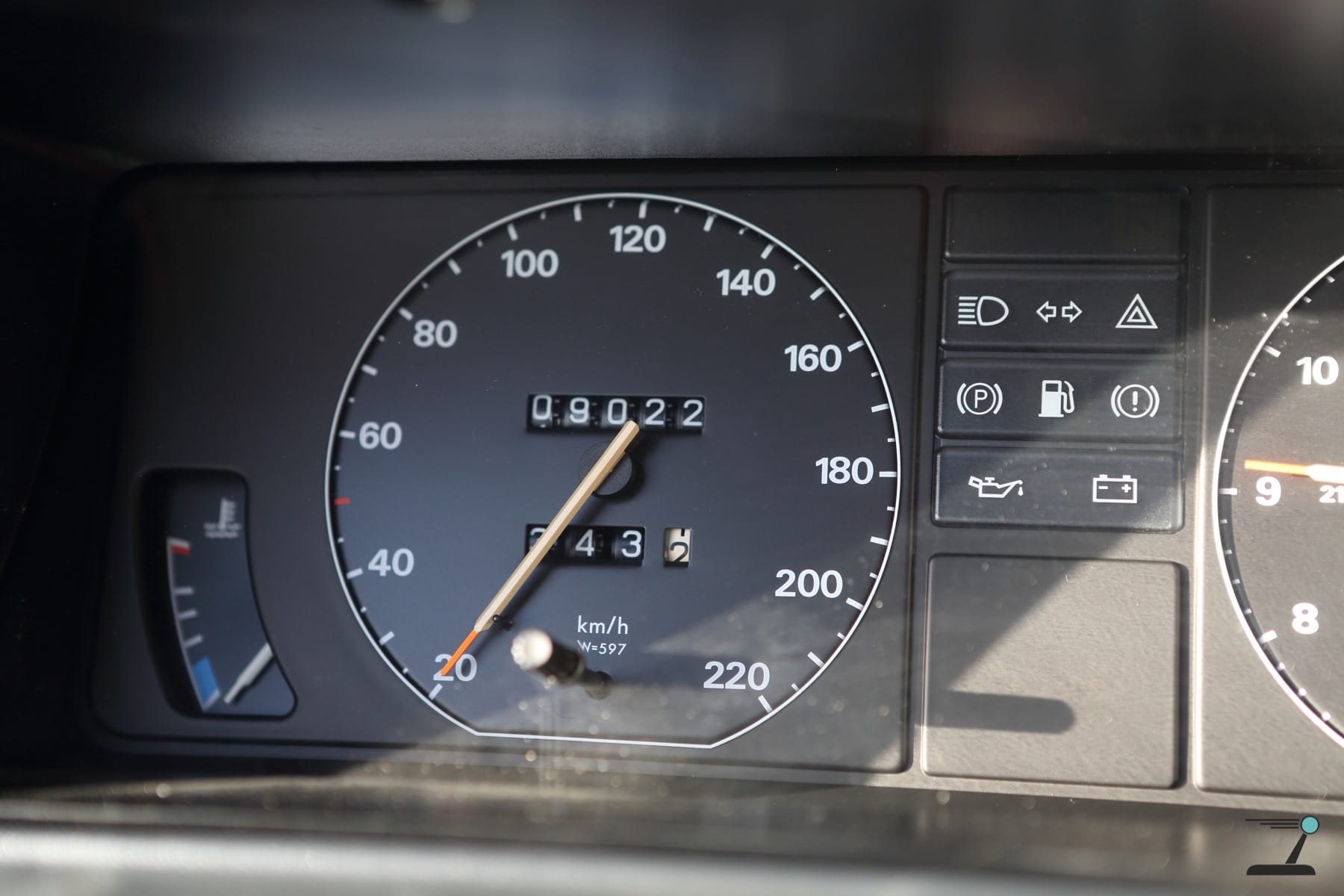 Opel Rekord E 2.2 with 9.000km - Image 7