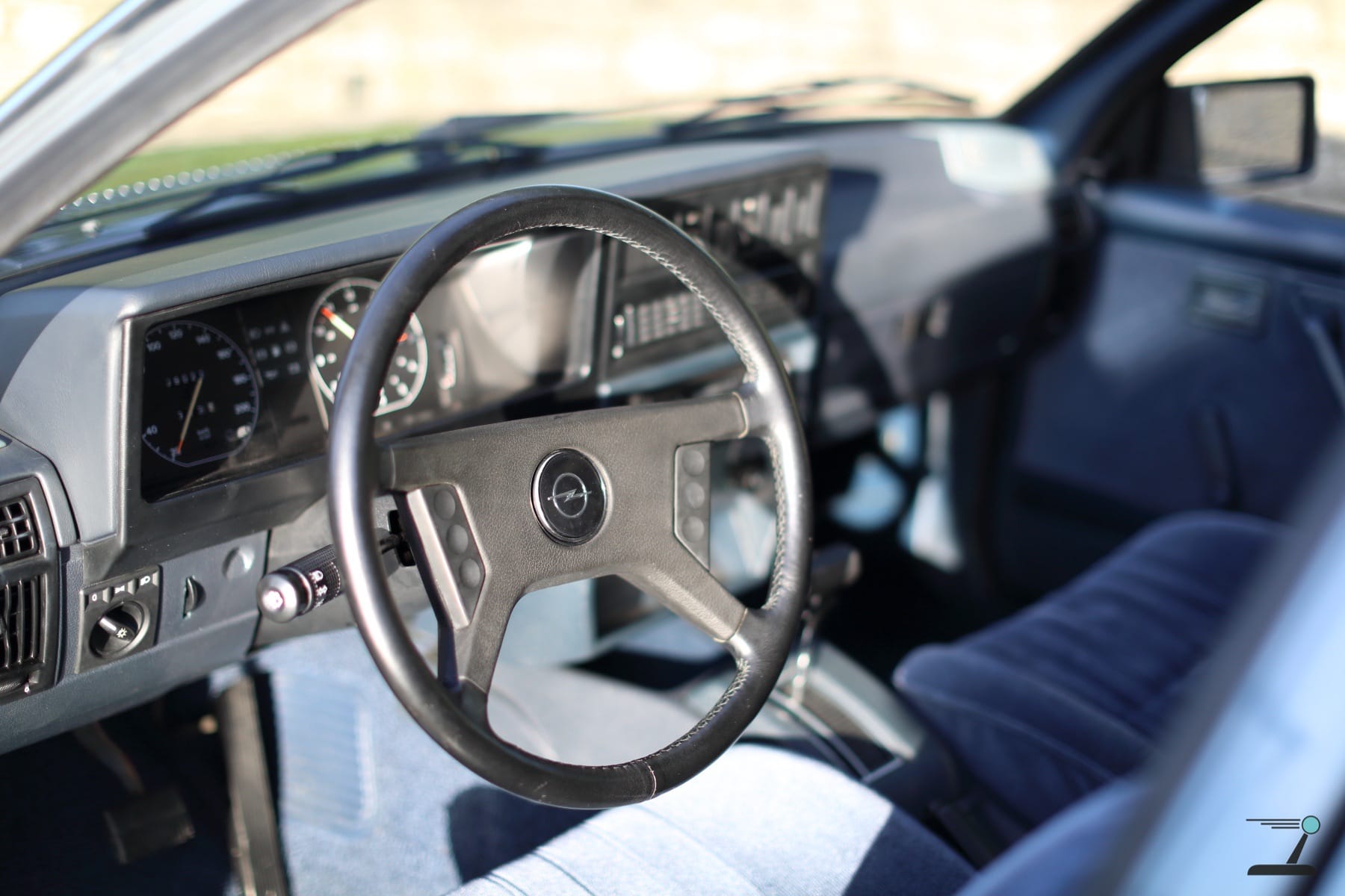 Opel Rekord E 2.2 with 9.000km - Image 10