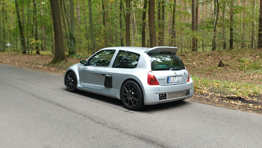 Renault Clio V6 3.0 RS Phase 1 - Andere Rennwagen