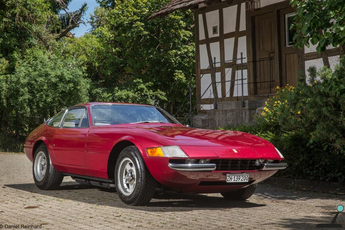 Ferrari 365 GTB/4 Daytona - bid now