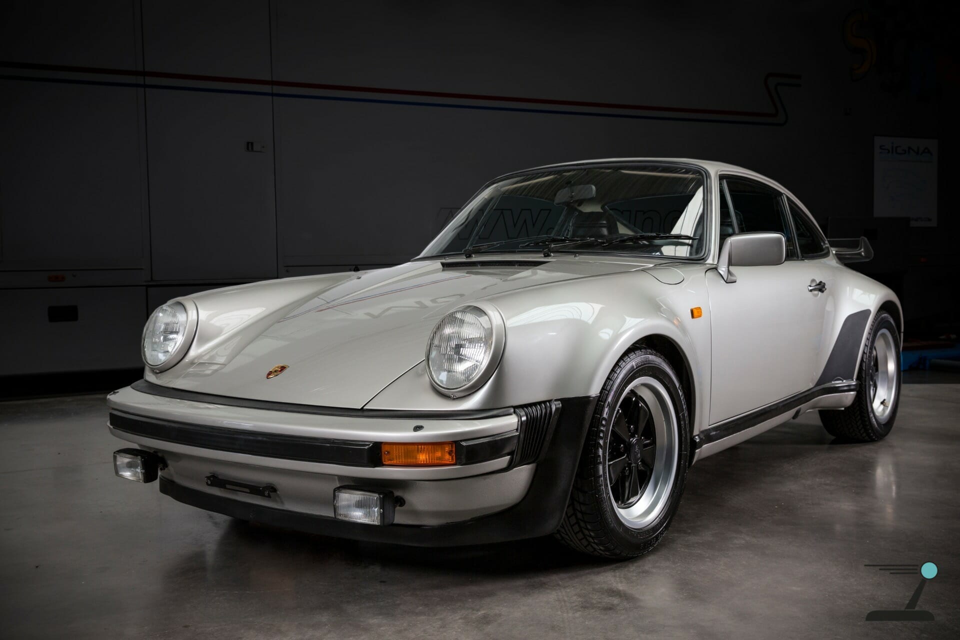 1989 Porsche 911 Turbo (type 930) | BINGO Co.,Ltd.