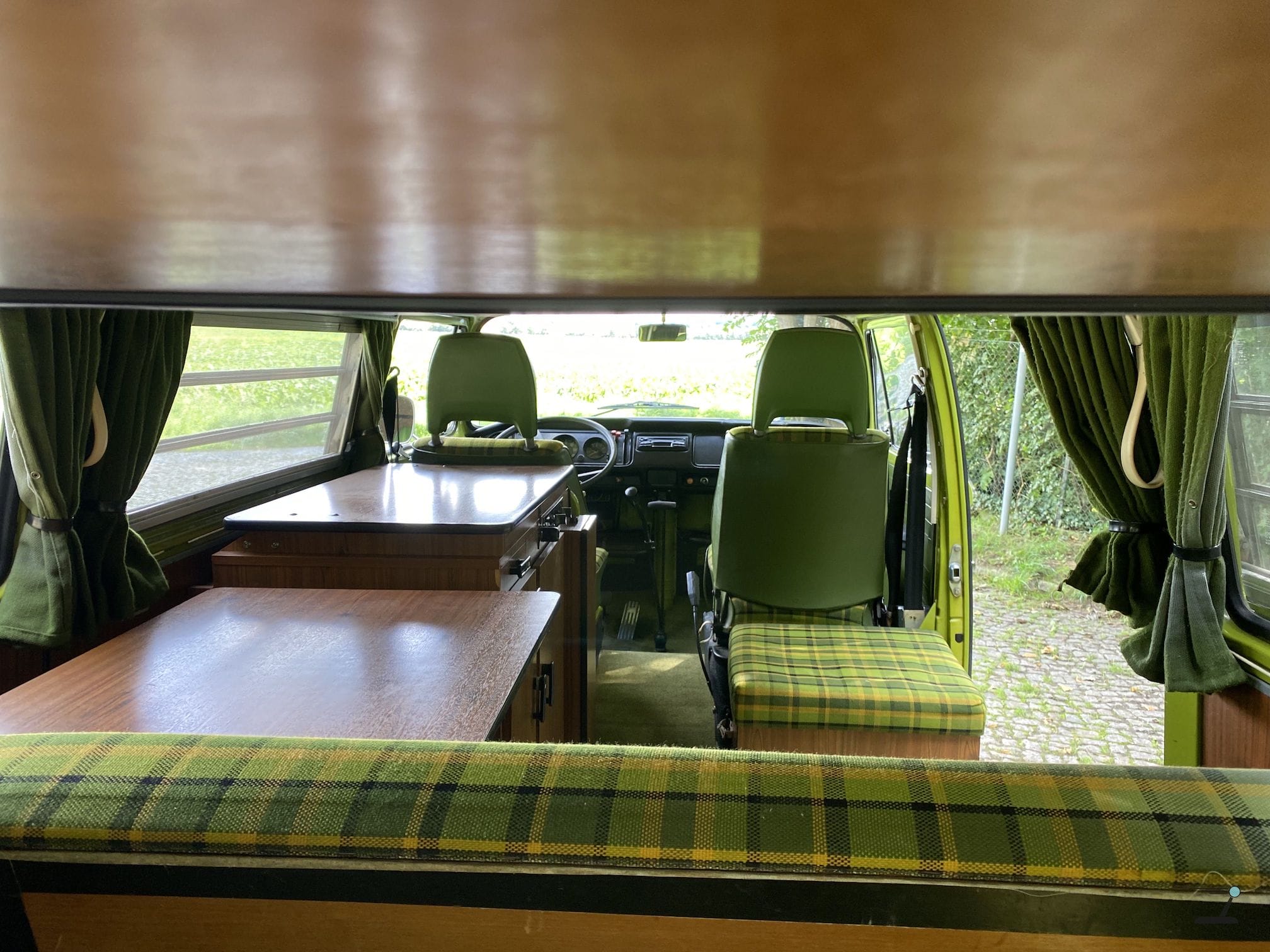 VW T2b Westfalia - Image 7
