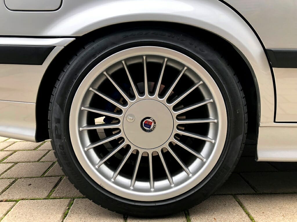 BMW Alpina B3 3,2 - Image 9