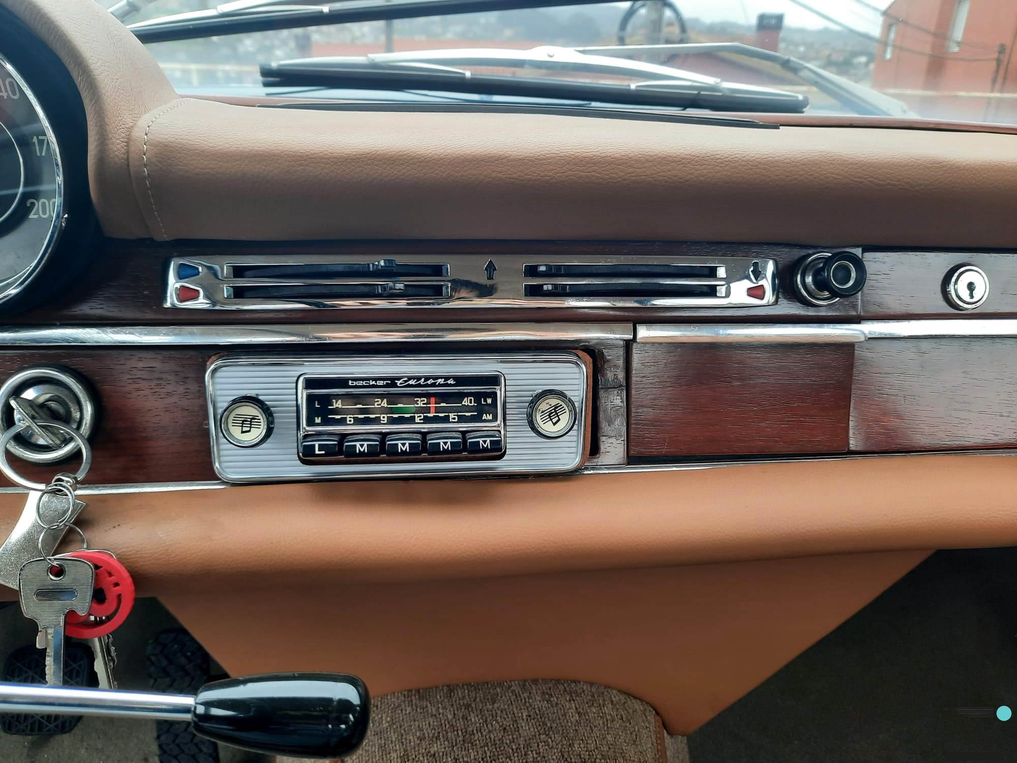 Mercedes Benz 250 S W108 "S-class" – Bild 7