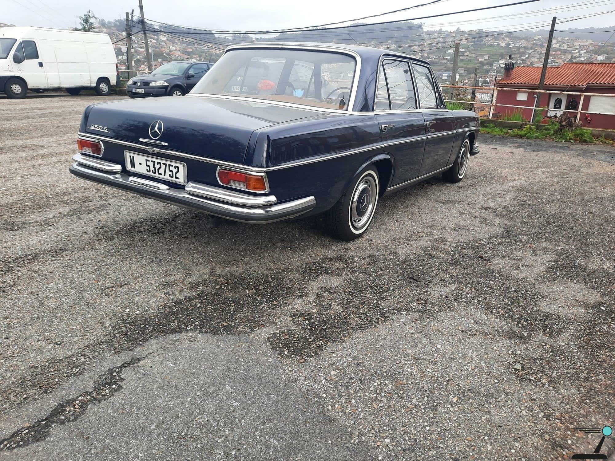 Mercedes Benz 250 S W108 "S-class" – Bild 4