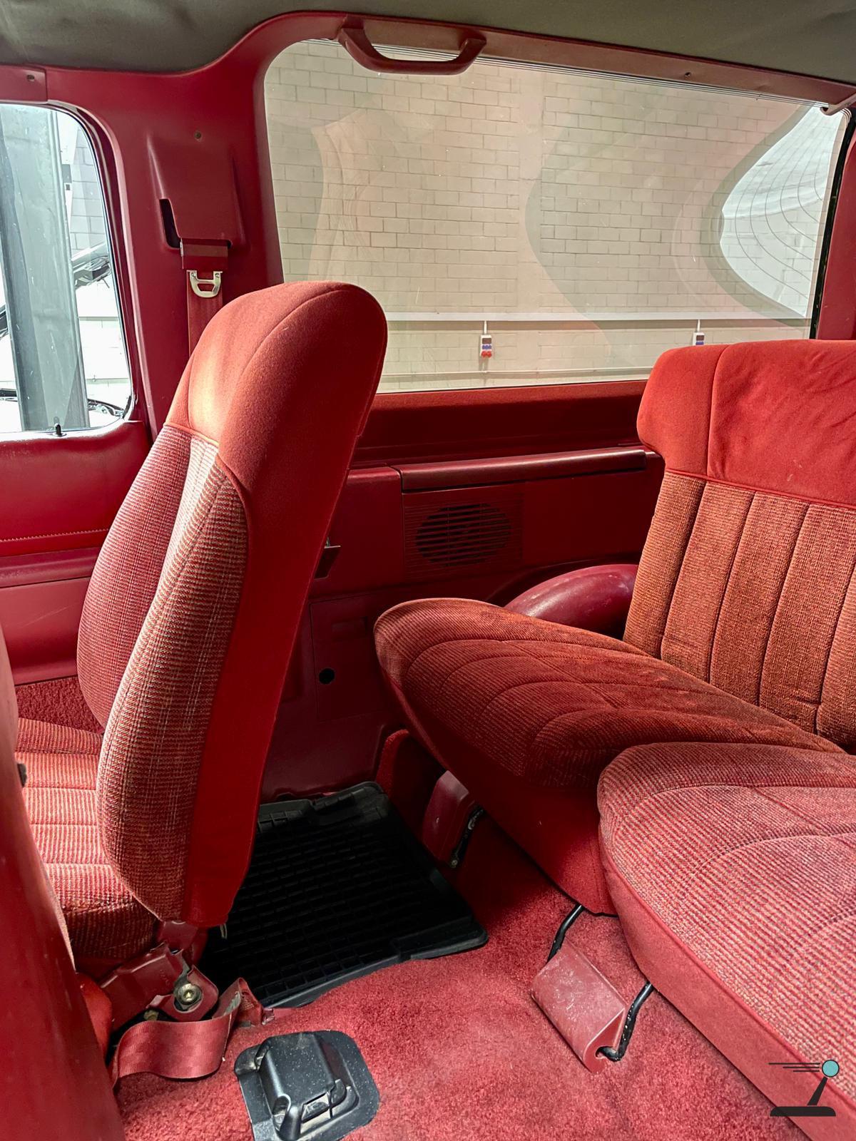 Ford Bronco - Image 5