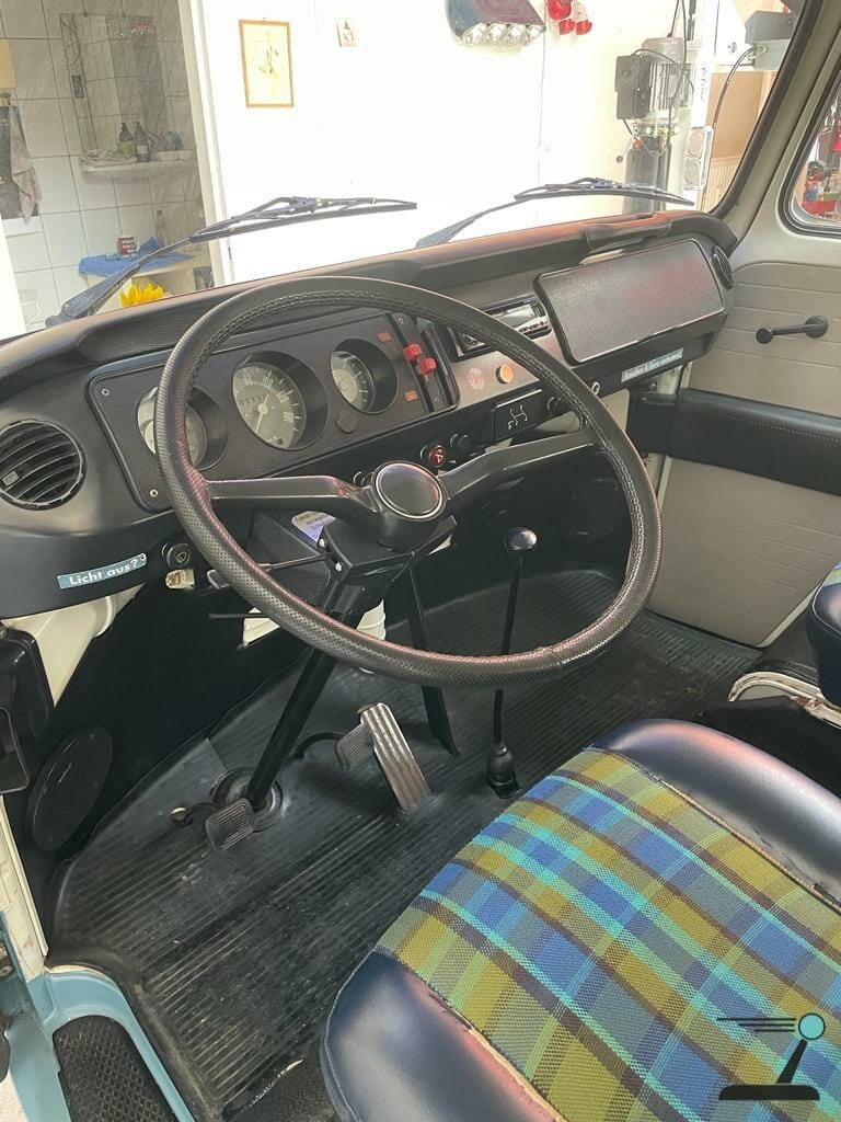 VW T2b Camper – Bild 3
