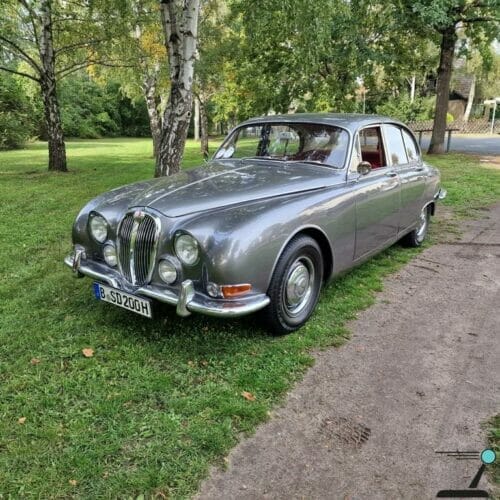 Jaguar S-Type 3.8