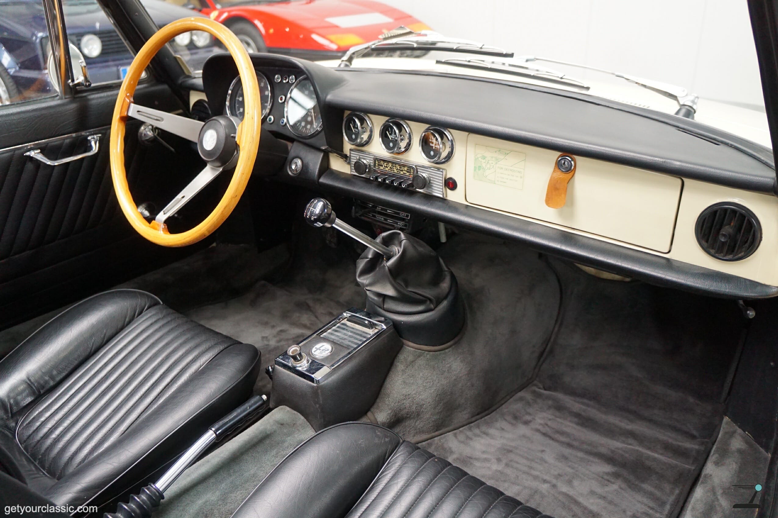 Alfa Romeo Veloce Spider "Duetto" – Bild 5