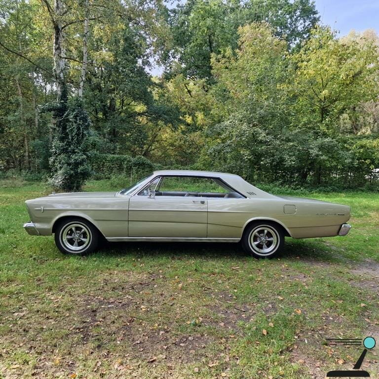 Ford Galaxie 500 3. Generation – Bild 3