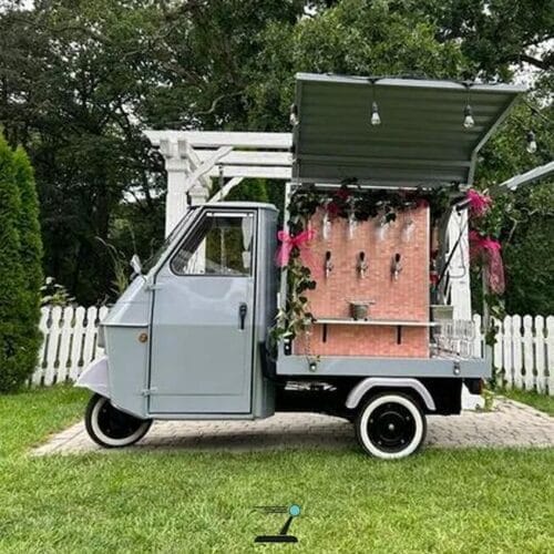 Piaggio Ape Prosecco Van