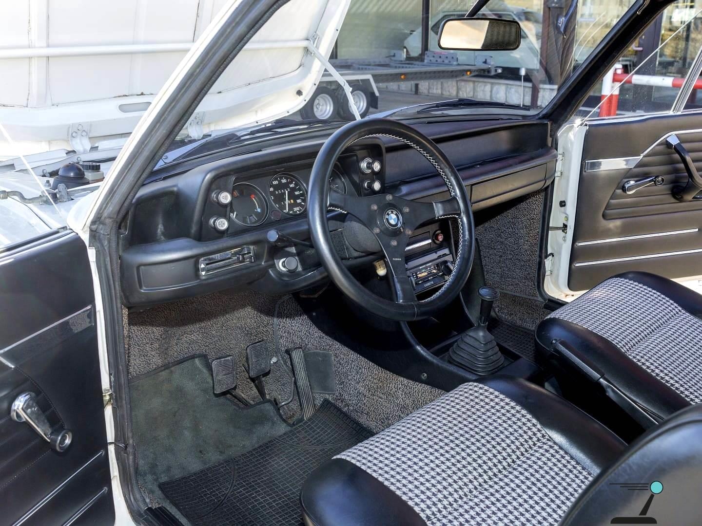 BMW 2002 BAUR TARGA CABRIOLET - Image 3